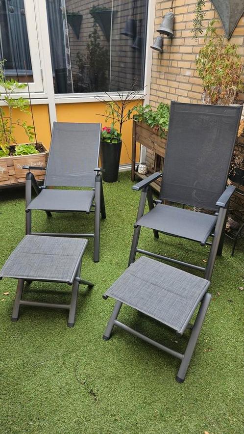 2 verstelbare aluminium tuinstoelen met voetenbankje, Tuin en Terras, Tuinstoelen, Zo goed als nieuw, Aluminium, Ophalen