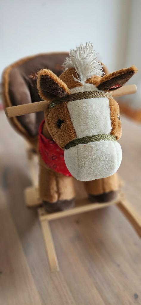 Hobbelpaard met galopgeluiden, leuk!, Kinderen en Baby's, Speelgoed | Hobbelfiguren, Gebruikt, Ophalen