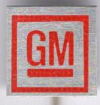 GM General Motors blik auto speldje ( B_137 ), Verzamelen, Speldjes, Pins en Buttons, Verzenden, Zo goed als nieuw, Transport