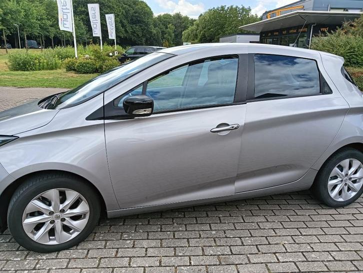 Renault ZOE E 2015 Grijs 22 kw ( koopaccu), Auto's, Renault, Particulier, ZOE, Parkeerassistent, Parkeercamera, Parkeersensor