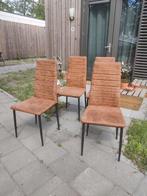 4 eetkamer stoelen in hele goede staat, Ophalen, Bruin, Zo goed als nieuw, Vier