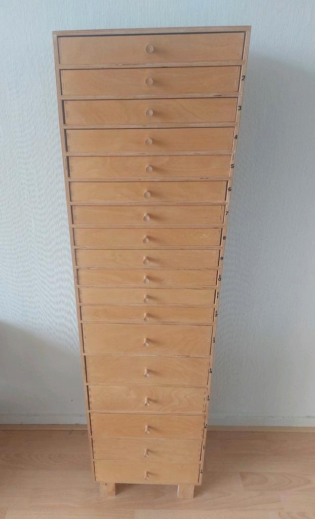 IKEA Sture kast, Antiek en Kunst, Antiek | Meubels | Kasten, Ophalen