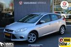Ford Focus 1.0 EcoBoost Trend|Trekhaak|Airco|Nap, Euro 5, Gebruikt, Zwart, 635 kg