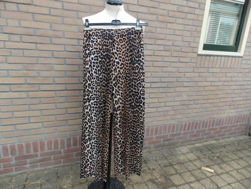 Panter print broek, Ambika , maat 38 nieuw, Kleding | Dames, Broeken en Pantalons, Nieuw, Maat 38/40 (M), Ophalen of Verzenden