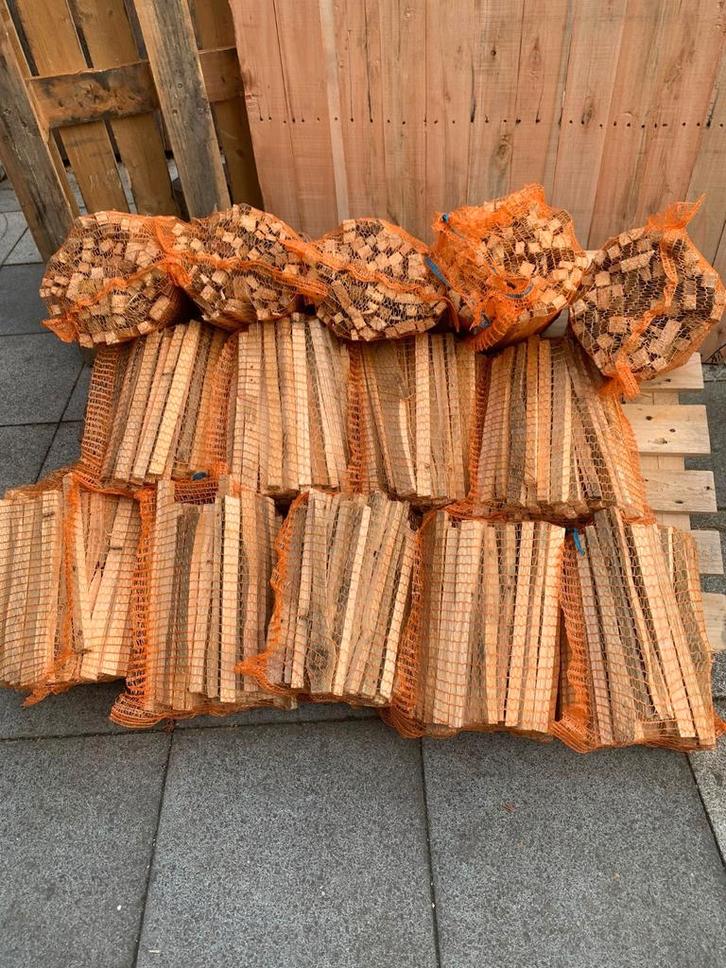 Aanmaakhout zak 3.5 kg, p.s €4, per 3 €10, Tuin en Terras, Haardhout, Minder dan 3 m³, Ophalen