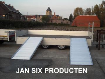 Alu. oprijplaat voor flightcases afmetingen 2400x1000x85 mm beschikbaar voor biedingen