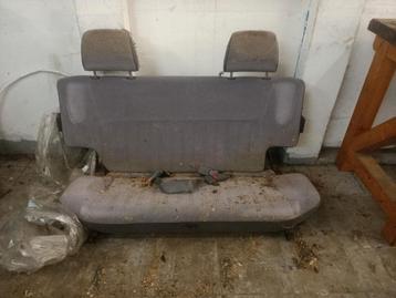 Nissan Patrol GR Y60. achterbank. beschikbaar voor biedingen