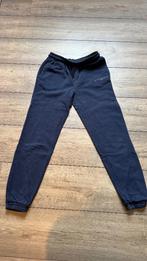 In nette staat: donkerblauwe joggingbroek Nik & Nik mt 152, Broek, Nik&Nik, Ophalen of Verzenden, Zo goed als nieuw