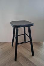 Vintage Zwart Melkkrukje / Tafeltje, Huis en Inrichting, Ophalen, Gebruikt, Hout