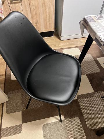 Eetkamerstoel zwart kunstleer/zwart 4 Stuks  beschikbaar voor biedingen