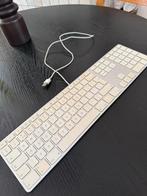Apple toetsenbord bedraad met USBkabel A1243, Gebruikt, Ergonomisch, Ophalen of Verzenden, Qwerty