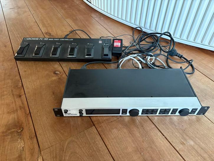 TC Electronics G-Major 2 met Boss FC-50 midi footcontroller, Muziek en Instrumenten, Effecten, Zo goed als nieuw, Ophalen of Verzenden