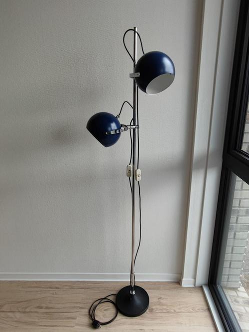 Vintage Herda vloerlamp met tuitvoet, Huis en Inrichting, Lampen | Vloerlampen, Gebruikt, Ophalen of Verzenden