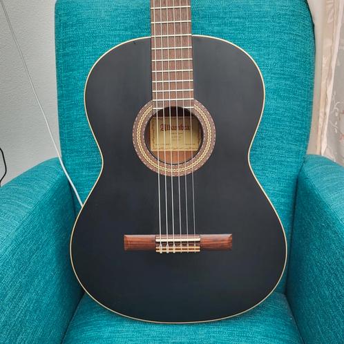 Alhambra 1C Black Satin, Muziek en Instrumenten, Snaarinstrumenten | Gitaren | Akoestisch, Zo goed als nieuw, Klassieke of Spaanse gitaar