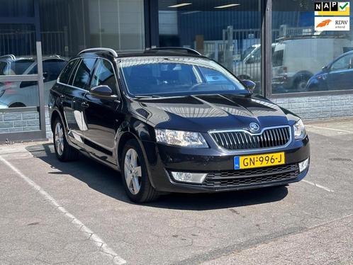 Skoda Octavia Combi 1.2 TSI Greentech Ambition/Airco /Naviga, Auto's, Skoda, Bedrijf, Te koop, Octavia, ABS, Airbags, Airconditioning