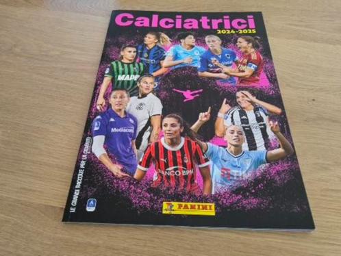 Panini Calciatrici 2025 Stickers, Verzamelen, Sportartikelen en Voetbal, Zo goed als nieuw, Poster, Plaatje of Sticker, Buitenlandse clubs