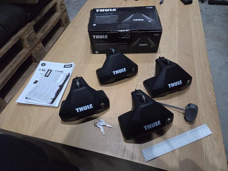 dakdragers: Voetenset thule evoclamp 7105, Auto diversen, Dakdragers, Zo goed als nieuw, Ophalen of Verzenden
