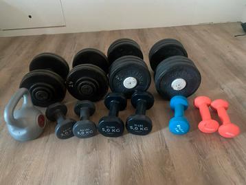 Dumbbells & Kettlebell Set - Diverse Gewichten beschikbaar voor biedingen
