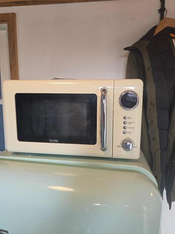 Etna SMV 620 retro magnetron beschikbaar voor biedingen