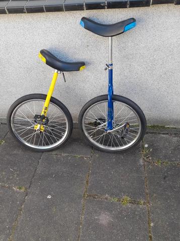 Twee eenwieler en sneekboard beschikbaar voor biedingen