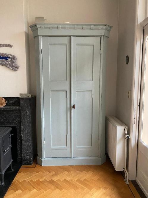 Antieke houten grenen wandkast, Huis en Inrichting, Kasten | Wandmeubels, Zo goed als nieuw, 200 cm of meer, Minder dan 150 cm