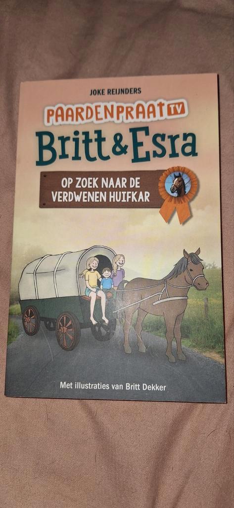 Britt & Esra: Op zoek naar de verdwenen huifkar, Boeken, Kinderboeken | Jeugd | onder 10 jaar, Nieuw, Fictie algemeen, Ophalen of Verzenden