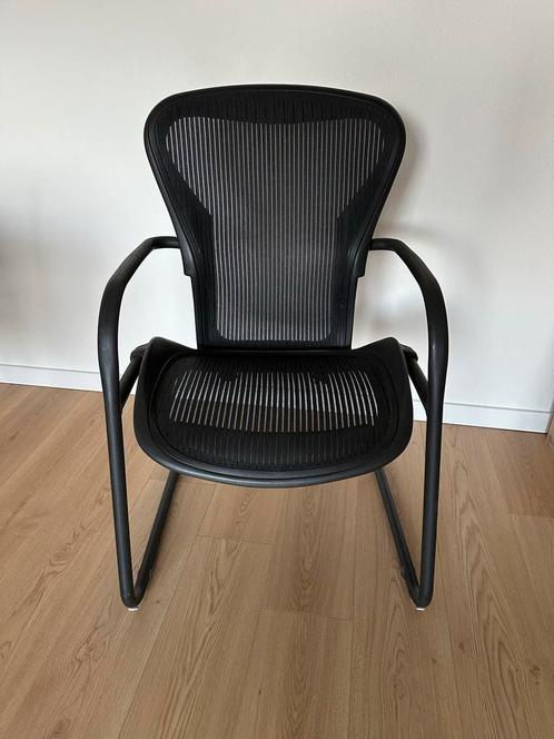 Herman Miller Aeron Bureaustoel - Zwart Mesh, Huis en Inrichting, Bureaustoelen, Gebruikt, Bureaustoel, Zwart, Ergonomisch, Ophalen