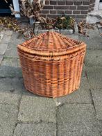 Vintage wilgentenen wasmand halfrond boho hoekmand 1970 riet, Huis en Inrichting, Woonaccessoires | Schalen en Manden, Gebruikt