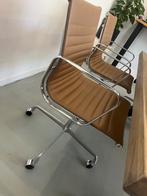 4 Eames vergaderstoelen, cognackleur, Huis en Inrichting, Ophalen, Bruin, Zo goed als nieuw, Metaal