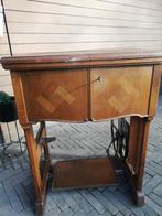 Antieke Vesta Naaimachine meubel, Antiek en Kunst, Antiek | Naaimachines, Ophalen