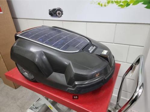 Husqvarna Solar hybrid geheel nagezien en klaar voor gebruik, Tuin en Terras, Grasmaaiers, Gebruikt, Accu-grasmaaier, Minder dan 30 cm