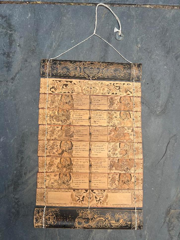 Astrologie Balinese Hindu kalender bewerkt bamboe, Antiek en Kunst, Kunst | Niet-Westerse kunst, Ophalen of Verzenden