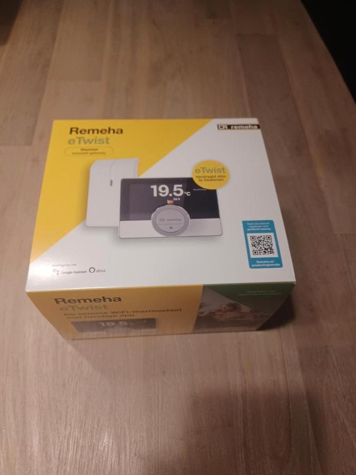 Remeha eTwist Thermostaat + Gateway (Zo goed als nieuw), Doe-het-zelf en Verbouw, Thermostaten, Zo goed als nieuw, Ophalen