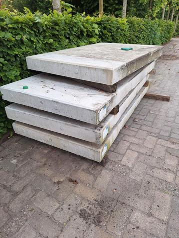 Betonplaat NIEUW! 200 x 100 cm en 100 x 150 cm beschikbaar voor biedingen