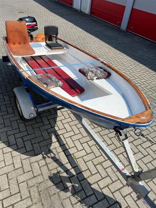 Visboot met trailer, buitenboordmotor & afdekzeil, Watersport en Boten, Vis- en Consoleboten, Gebruikt, Tot 10 pk, 3 tot 6 meter