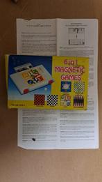 Doos met vele spelletjes, Hobby en Vrije tijd, Gezelschapsspellen | Bordspellen, Een of twee spelers, Ophalen of Verzenden, Gebruikt