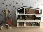 Fantastisch leuk poppenhuis met balkon, Kinderen en Baby's, Speelgoed | Poppenhuizen, Ophalen, Zo goed als nieuw, Poppenhuis