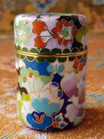 Twee mooie oude Chinese kruidenpotjes van cloisonne., Ophalen of Verzenden