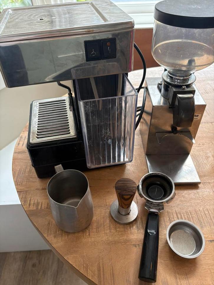 Quickmill 810 en Demoka minimoka thuis barista set, Witgoed en Apparatuur, Koffiezetapparaten, Zo goed als nieuw, Espresso apparaat
