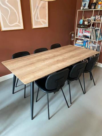 Eettafel 190x90, houtkleur blad met stalen poten beschikbaar voor biedingen