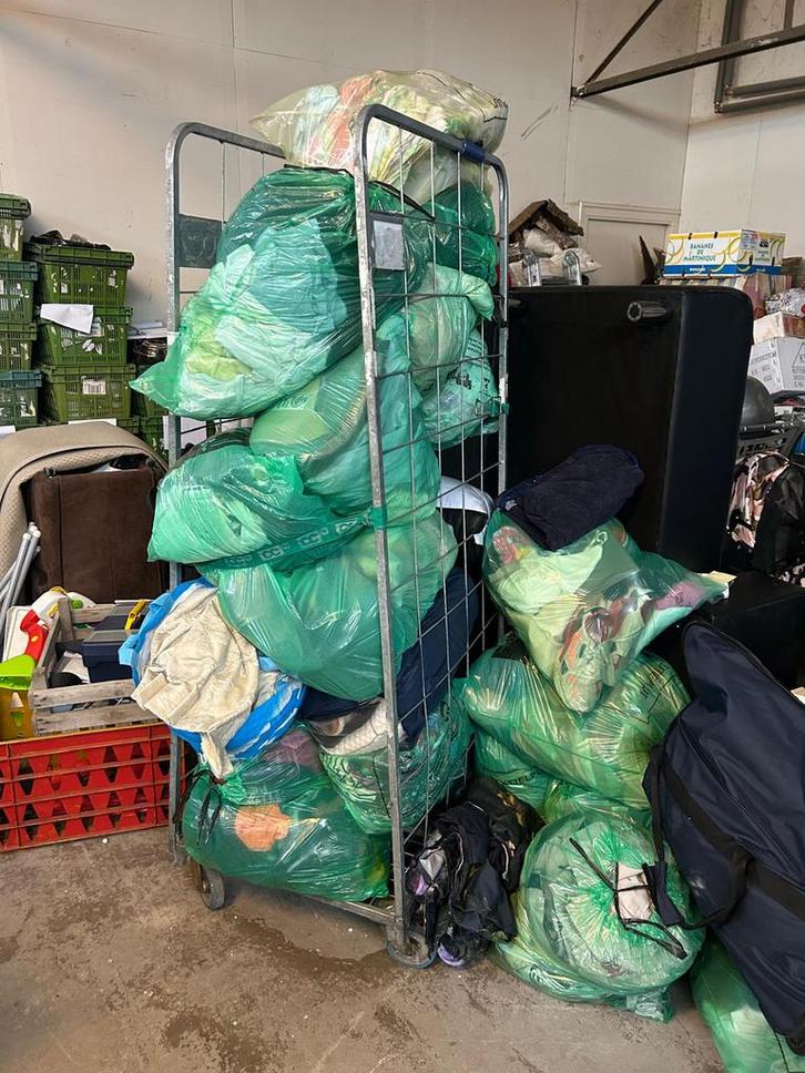 Gratis, Diversen, Rommelmarktspullen, Zo goed als nieuw, Ophalen of Verzenden