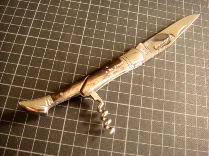 Zakmes met kurkentrekker, Caravans en Kamperen, Kampeergereedschap, Zo goed als nieuw, Ophalen of Verzenden