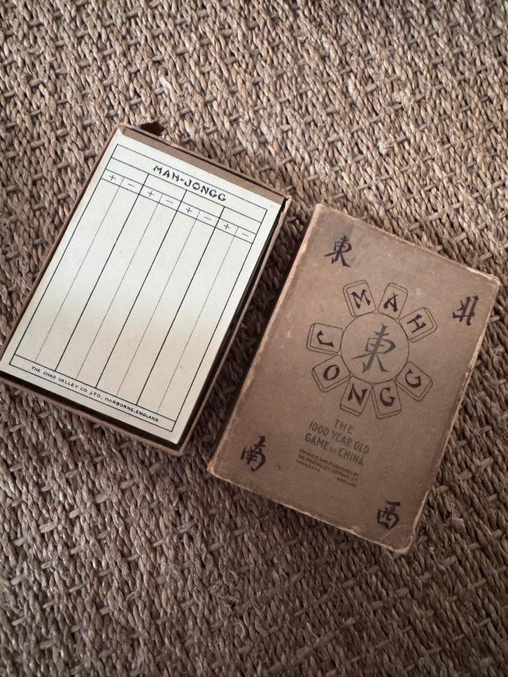 Antiek Mahjong Kaartspel met Scoreblock majong, Hobby en Vrije tijd, Gezelschapsspellen | Bordspellen, Gebruikt, Drie of vier spelers