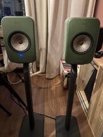 KEF LSX serie 1 + Stands S1 + Wiim Pro, Zo goed als nieuw, 120 watt of meer, Front, Rear of Stereo speakers, Ophalen