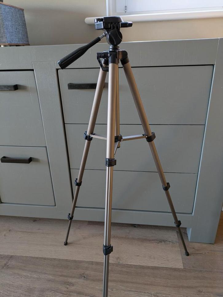 Bilora action line eco 263 camera statief, Audio, Tv en Foto, Fotografie | Statieven en Balhoofden, Zo goed als nieuw, Driepoot