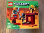 Lego minecraft 21266, Ophalen of Verzenden, Zo goed als nieuw, Complete set, Lego