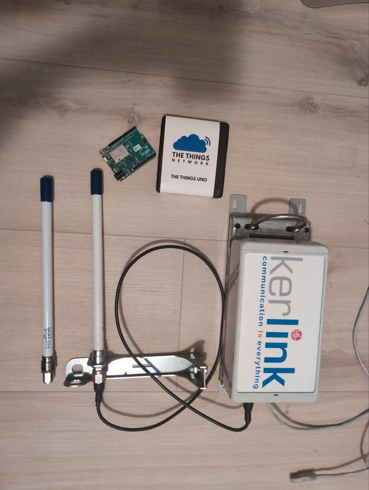 Kerlink LoRaWAN Gateway - The Things Network, Computers en Software, Routers en Modems, Gebruikt, Ophalen of Verzenden