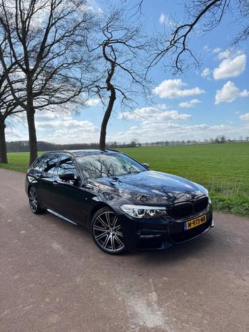 BMW 5-Serie 520i M pakket / Carbon Black beschikbaar voor biedingen