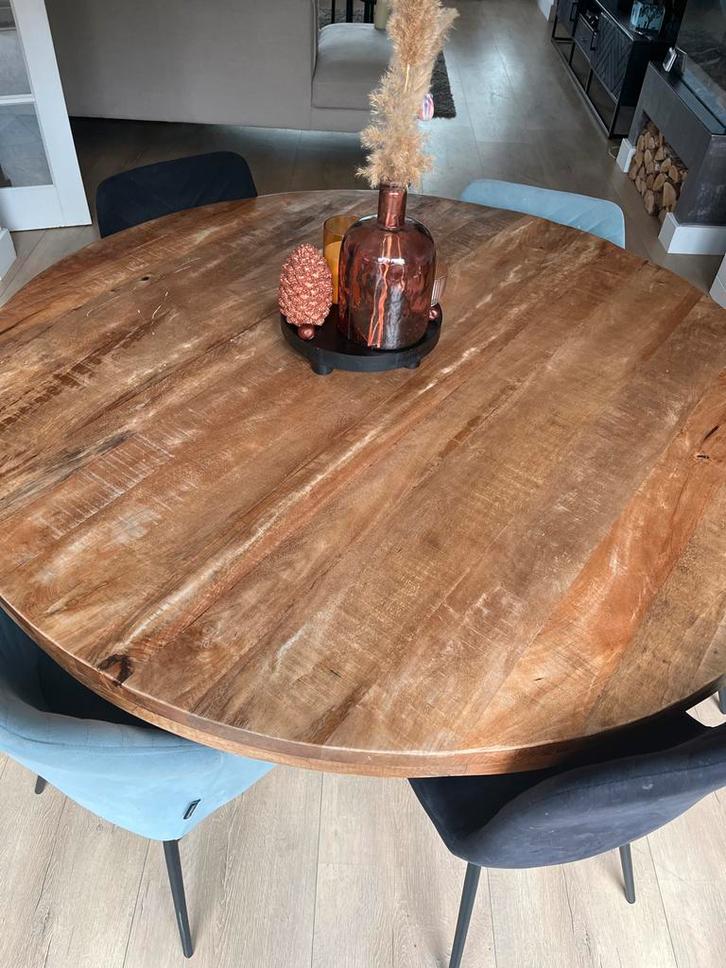Robuuste Ronde Eettafel 140cm met 2x eetstoelen riverdale, Huis en Inrichting, Tafels | Eettafels, Gebruikt, 100 tot 150 cm, Vijf personen of meer