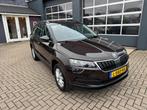 Skoda Karoq 1.0 TSI Business Edition 1e Eigenaar 65000 km !, Stof, Gebruikt, Euro 6, Bruin